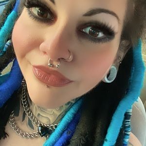 Meet your Posher, Geraldine